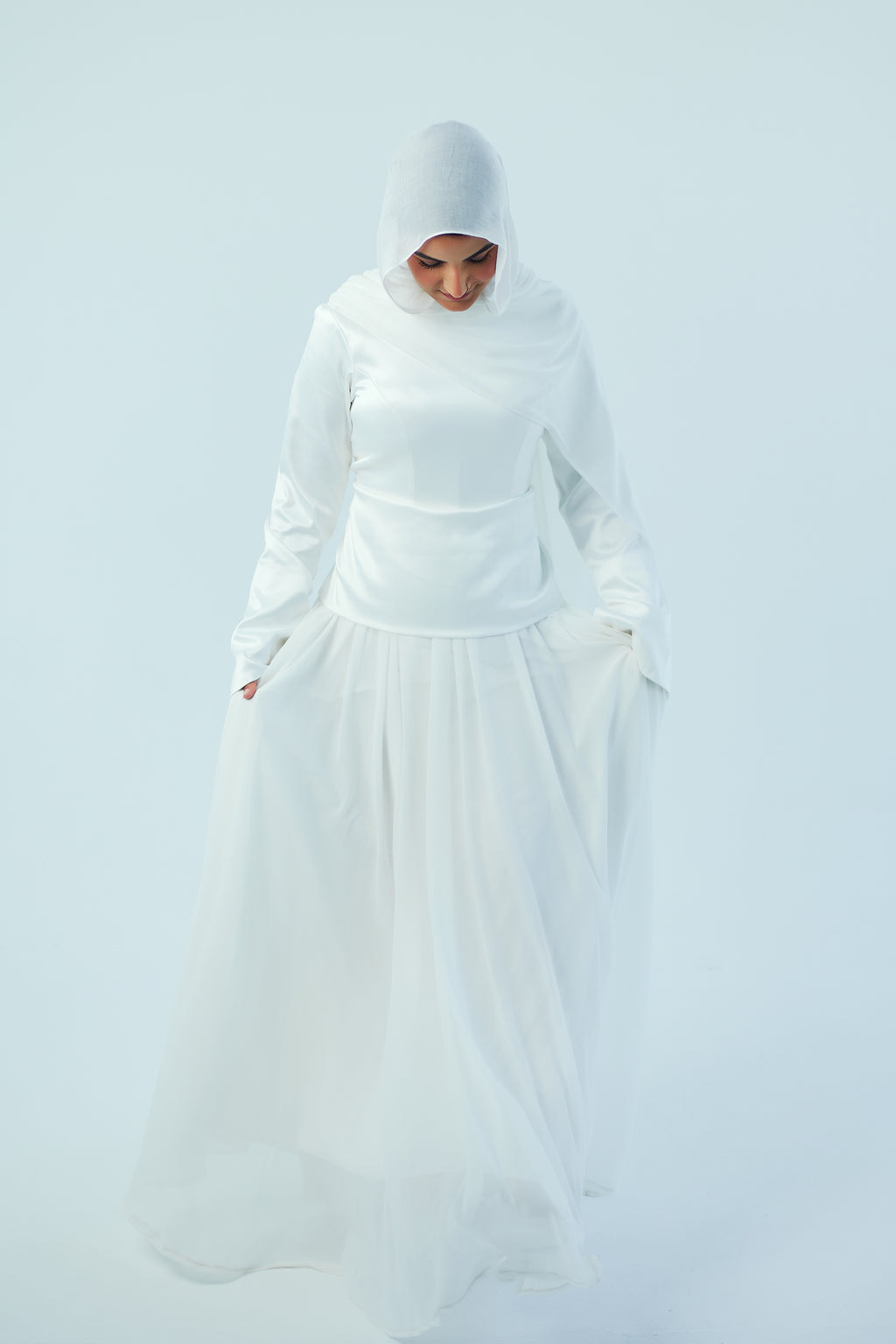 The Amunet Dress White