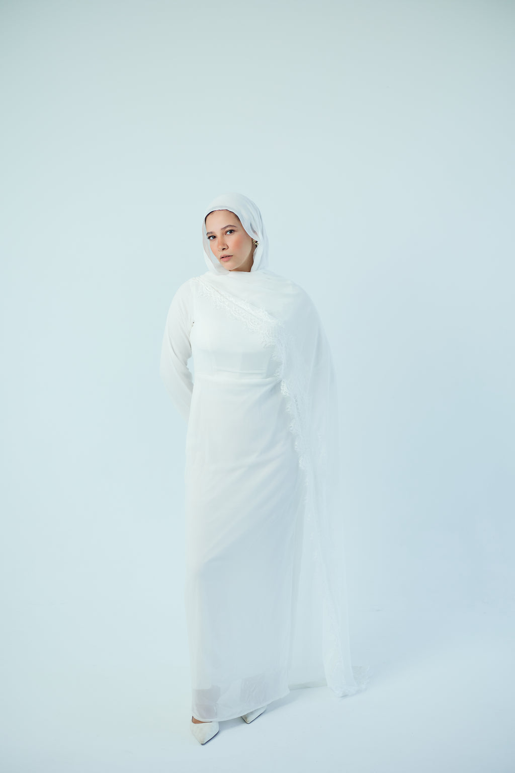 The Nefru Dress White