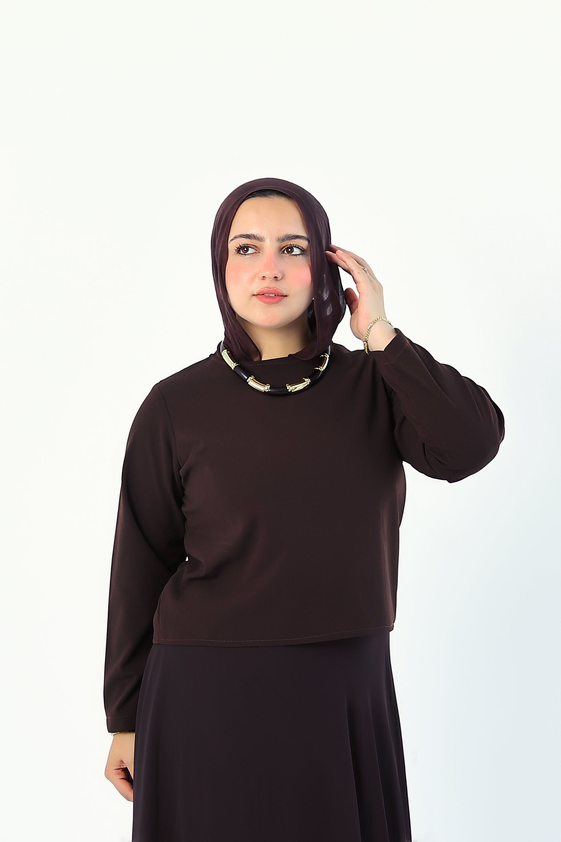 The Anuket Three-Piece Set Brown
