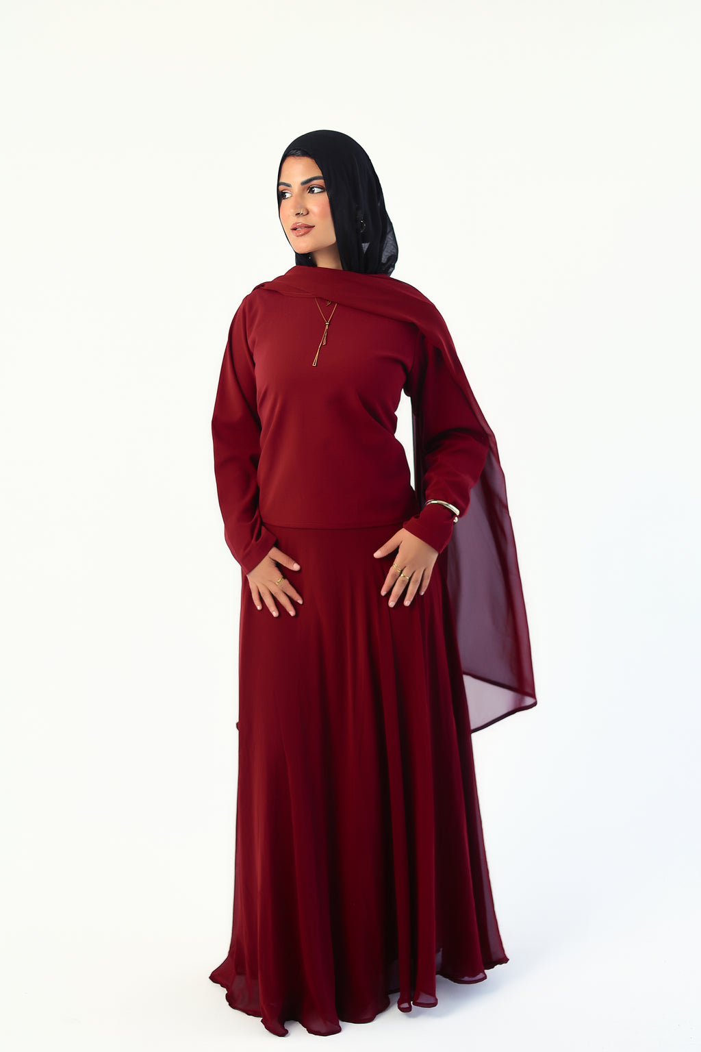 The Anuket Three-Piece Set Burgundy