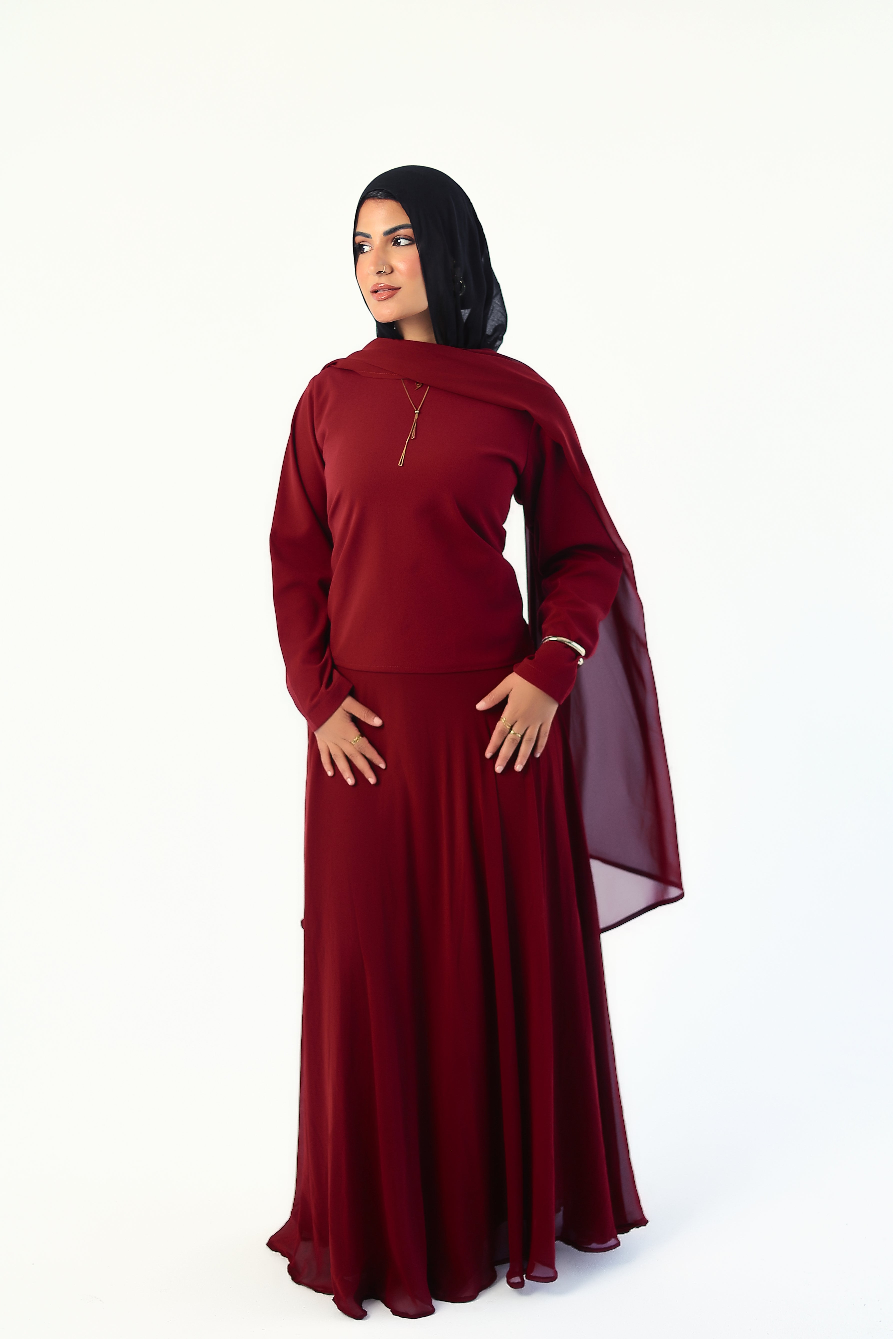 The Anuket Three-Piece Set Burgundy