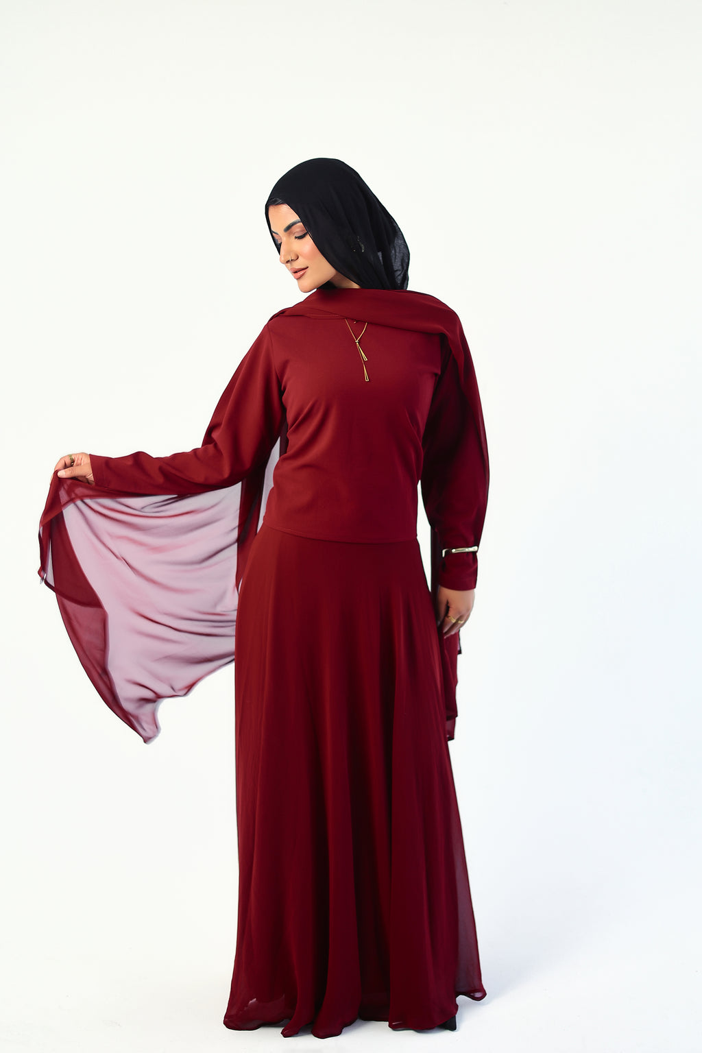 The Anuket Three-Piece Set Burgundy