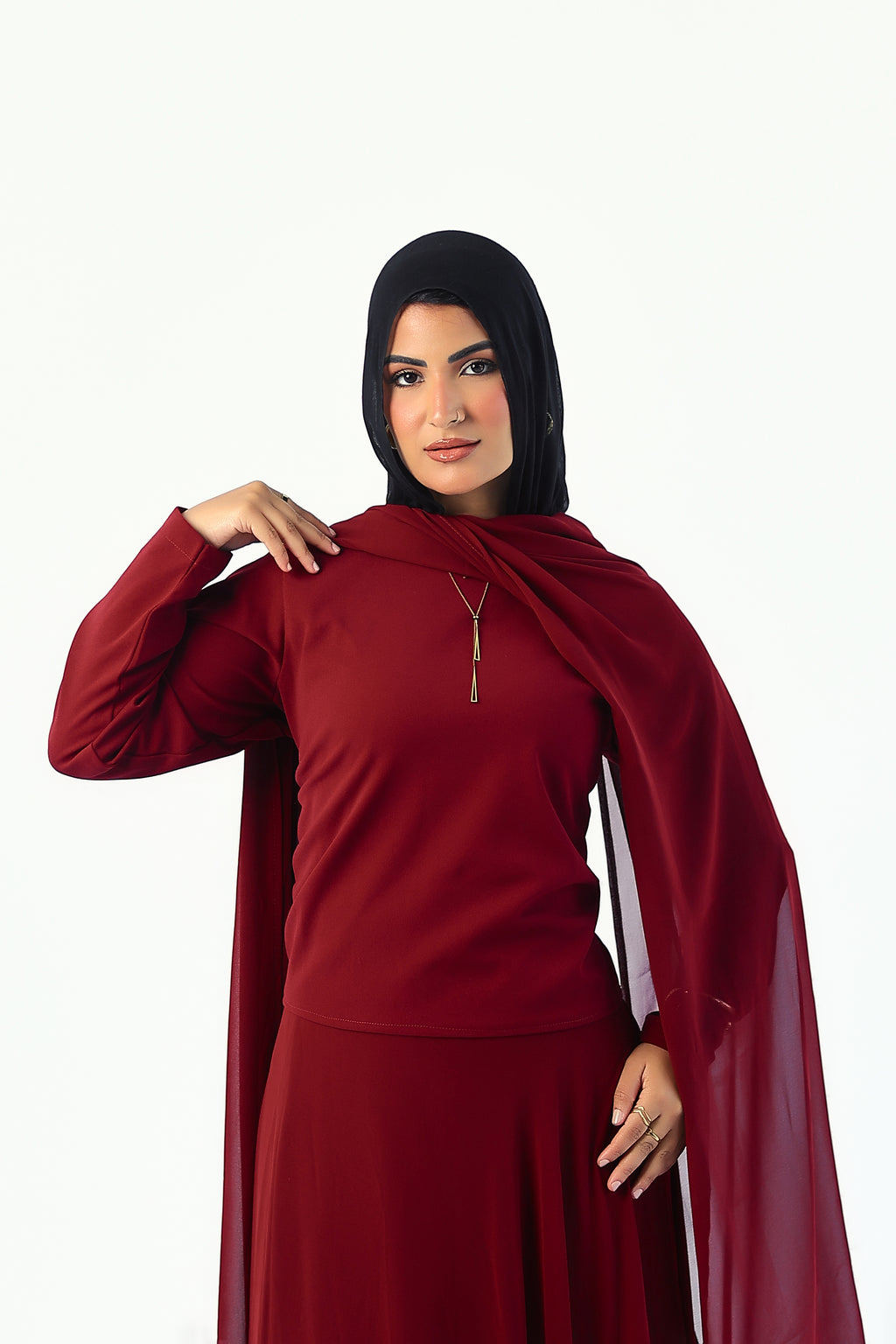 The Anuket Three-Piece Set Burgundy